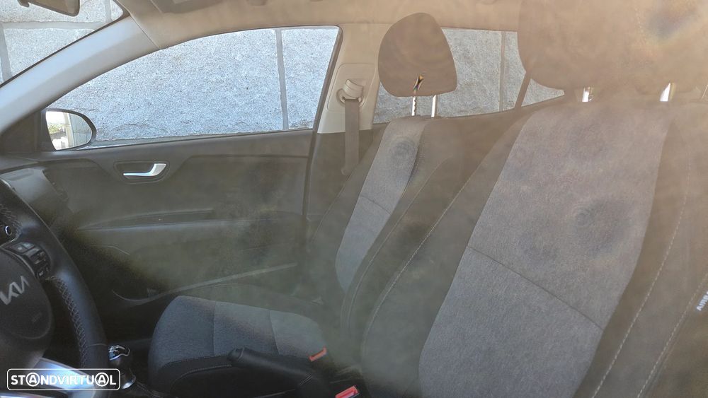 Kia Stonic 1.2 Dynamic - 6