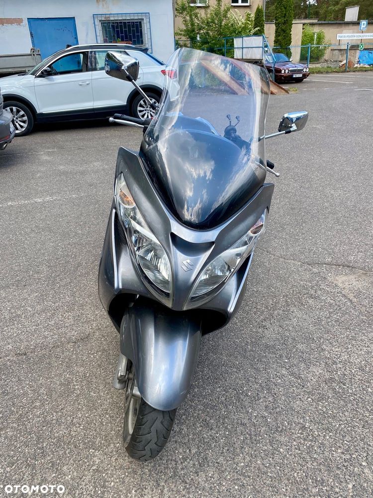 Suzuki Burgman - 6