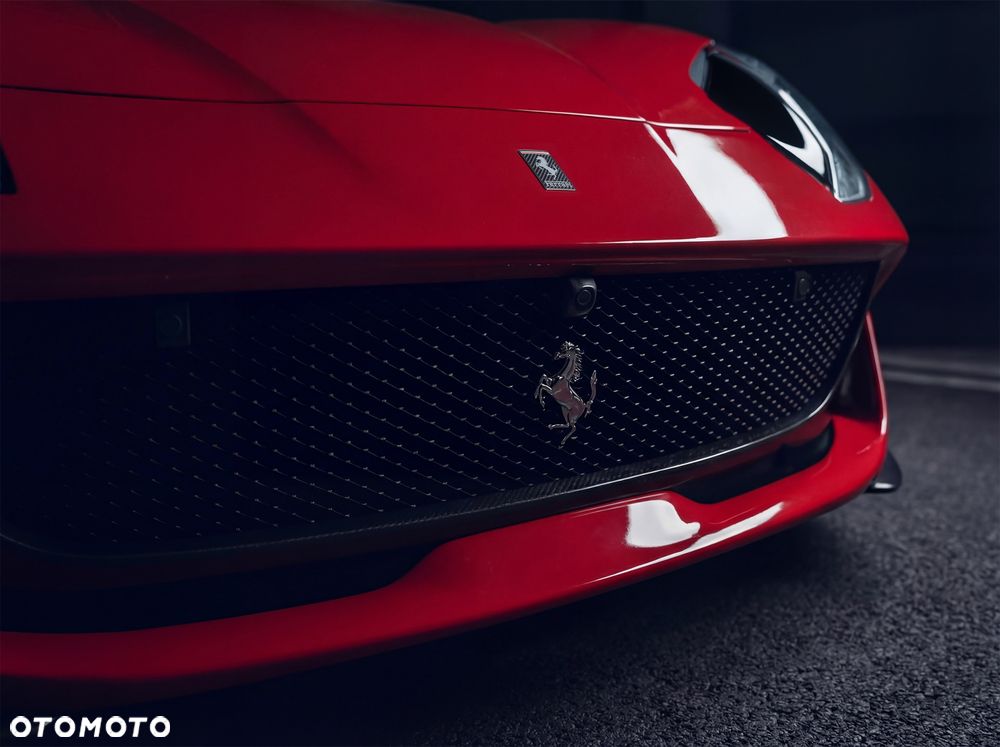 Ferrari 812 Superfast - 3