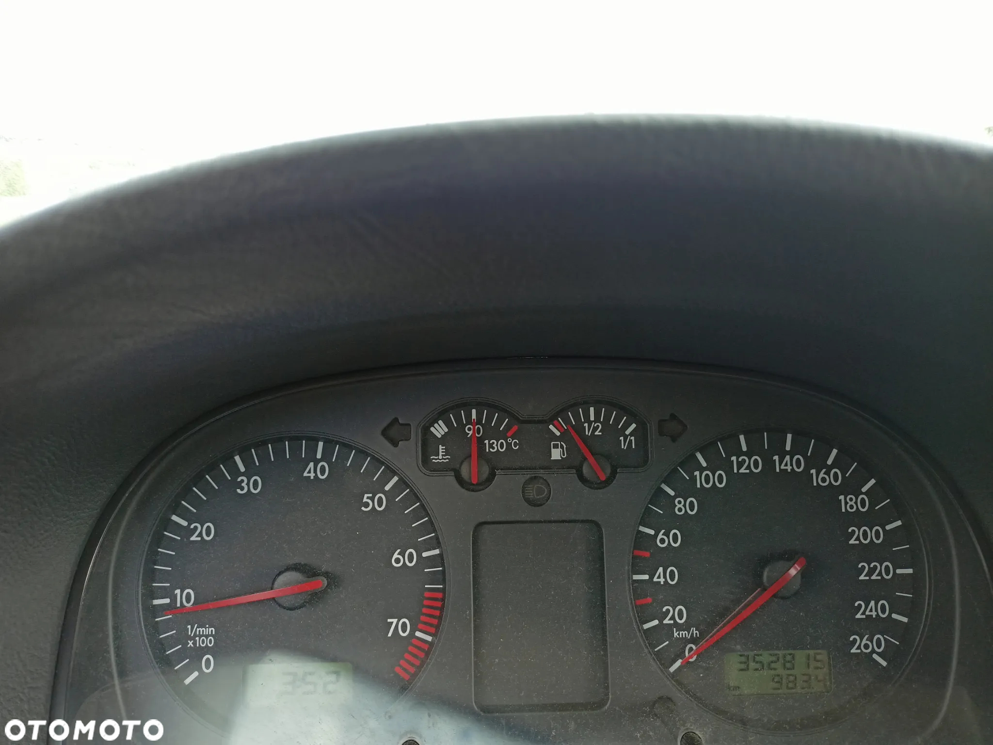 Volkswagen Golf - 13