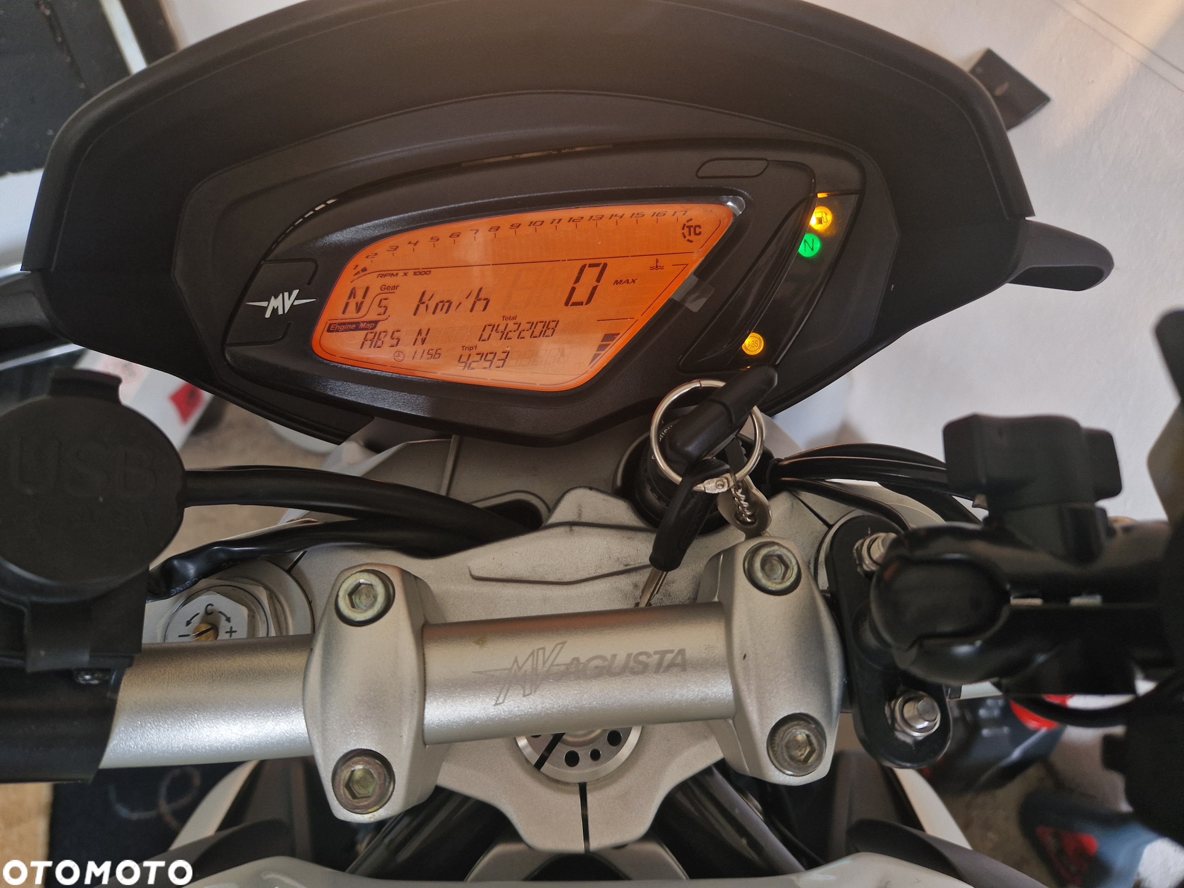 MV AGUSTA Brutale - 15