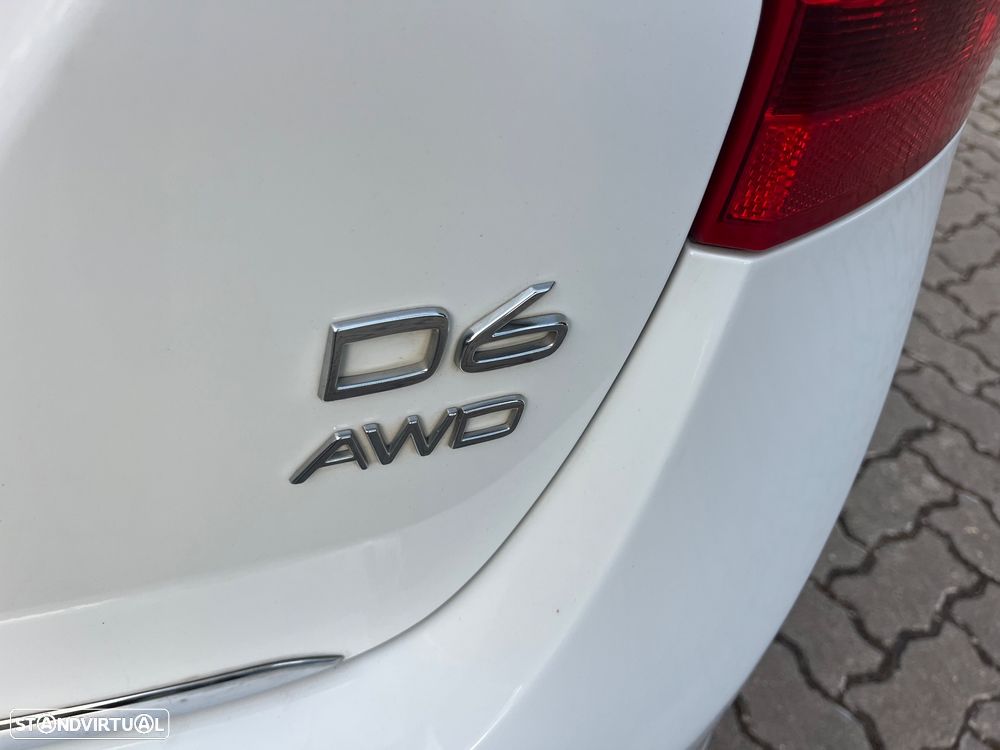 Volvo V60 D6 Plug-In-Hybrid AWD Geartronic Pure Limited - 29