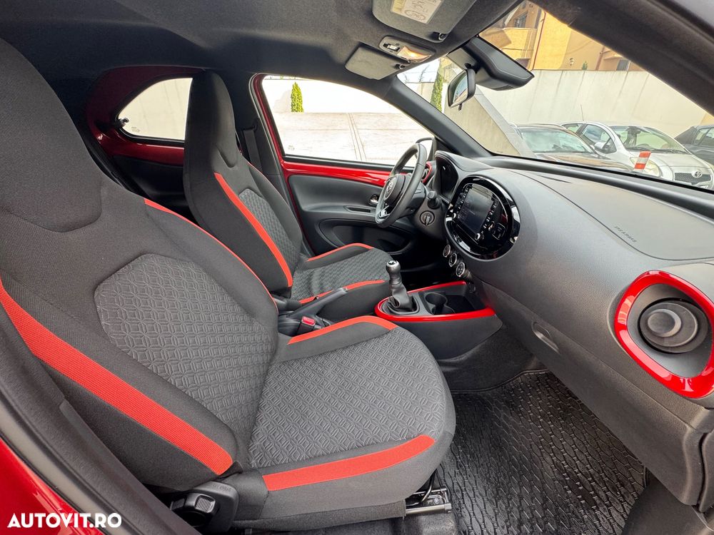 Toyota Aygo X 1.0l MT Dynamic - 17
