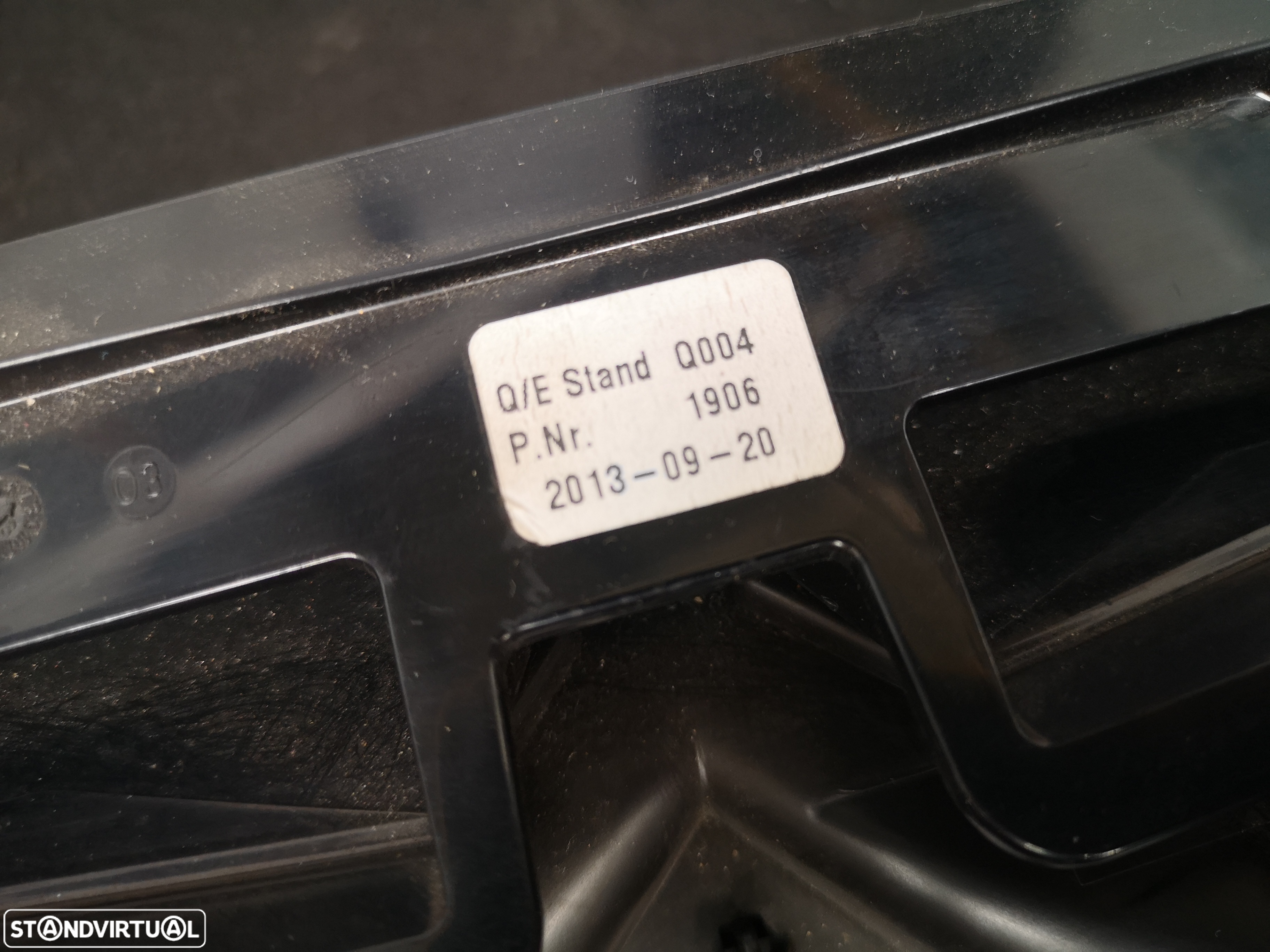 Grelha de sofagem central Mercedes w222 class S 2013+ - 5