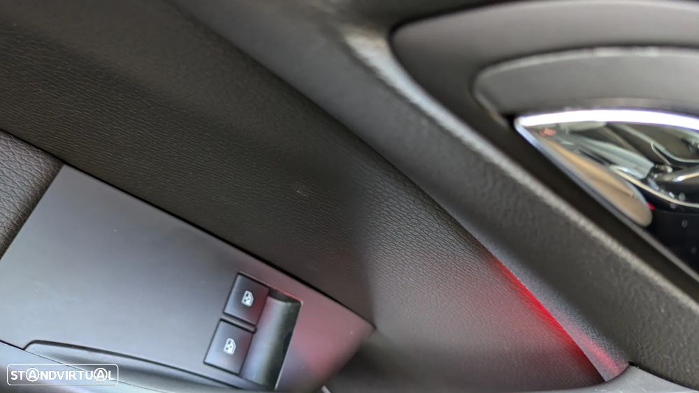 Opel Astra GTC 1.6 CDTi S/S - 21