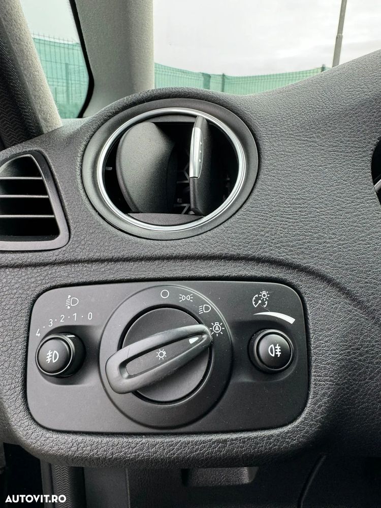 Ford S-Max 2.0 TDCi Powershift Titanium - 35
