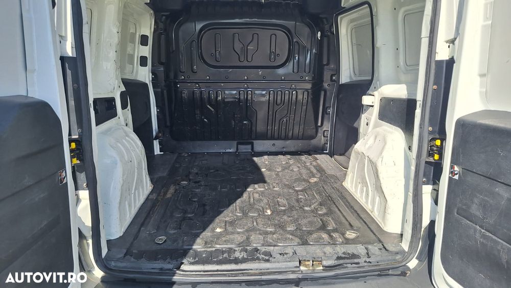 Opel Combo - 9