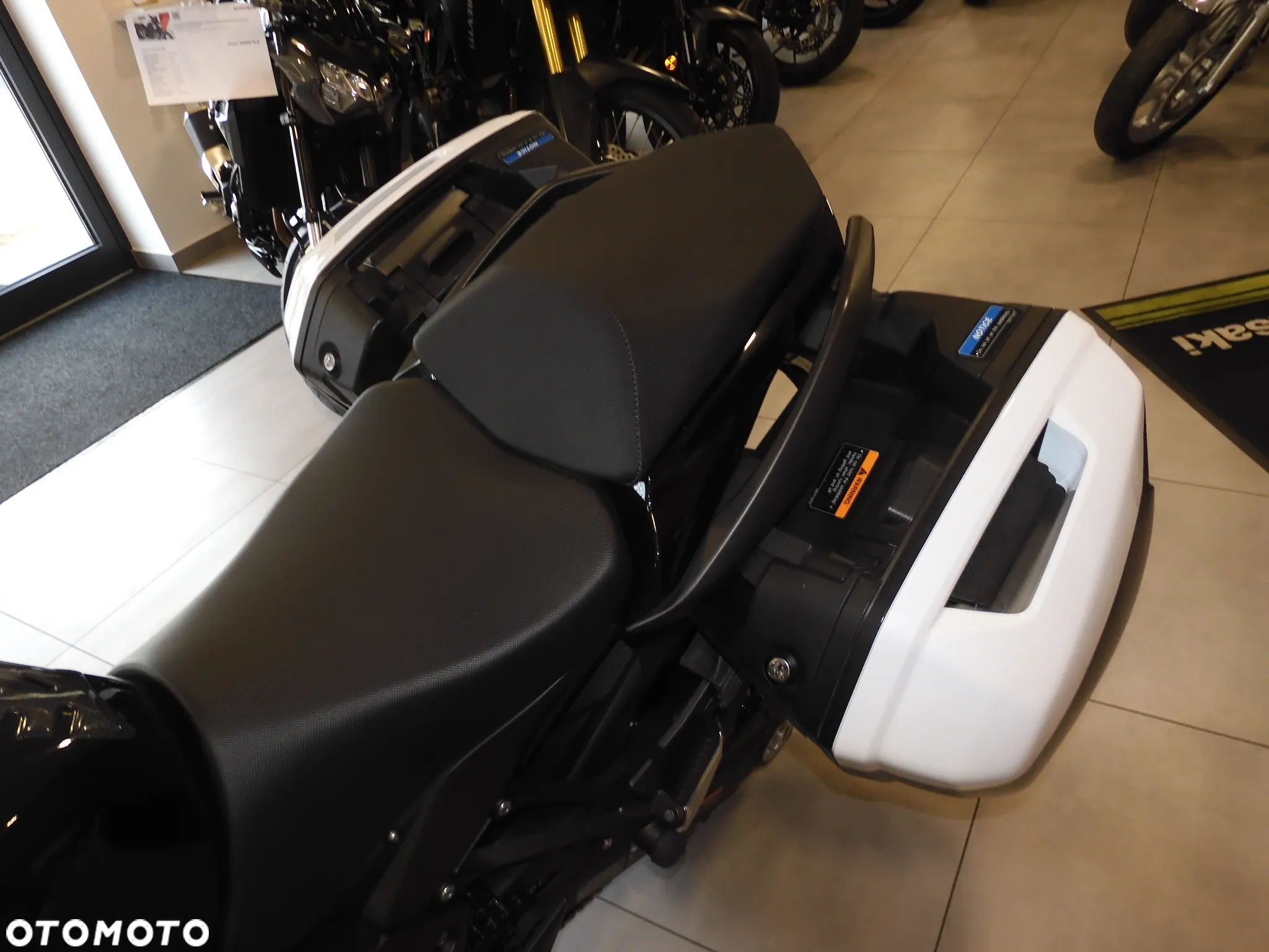 Kawasaki Ninja 1000 SX - 39