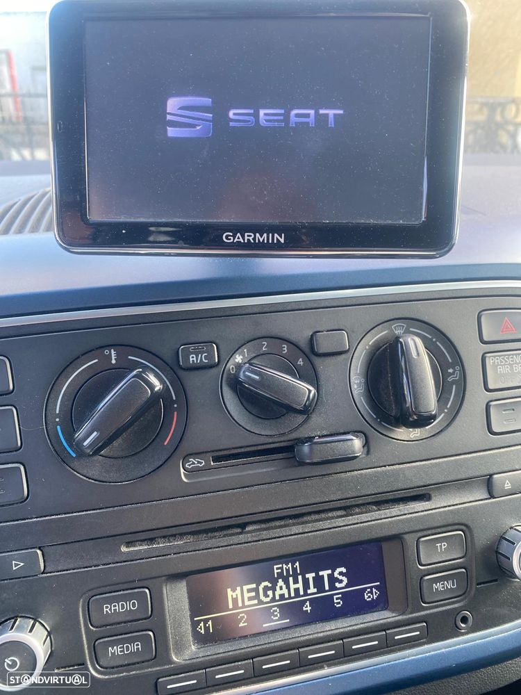 SEAT Mii 1.0 Connect - 11