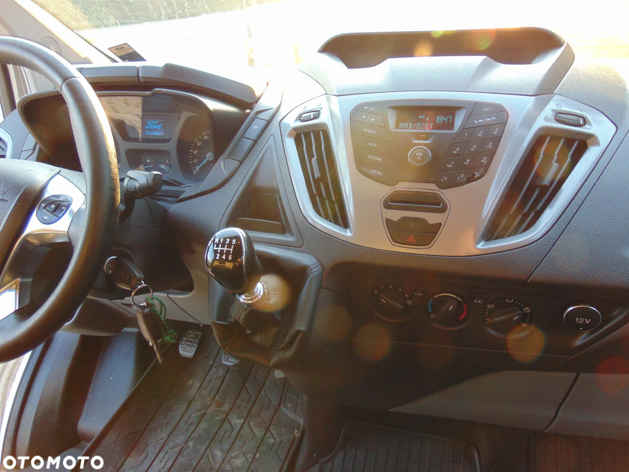 Ford Tranzit Custom - 7