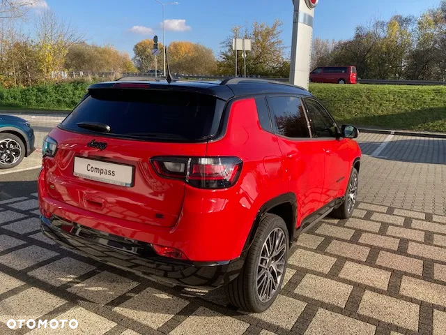 Jeep Compass 1.5 T4 mHEV Summit FWD S&S DCT - 6