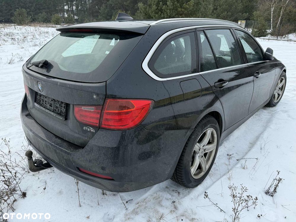 BMW Seria 3 320d - 12
