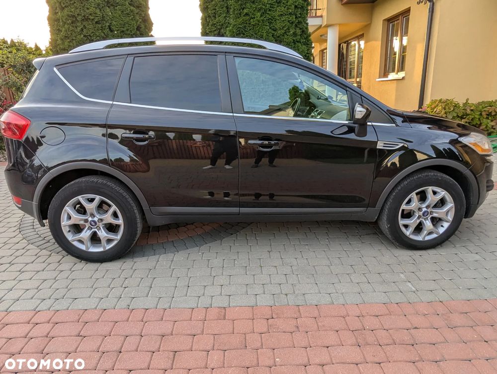 Ford Kuga - 4