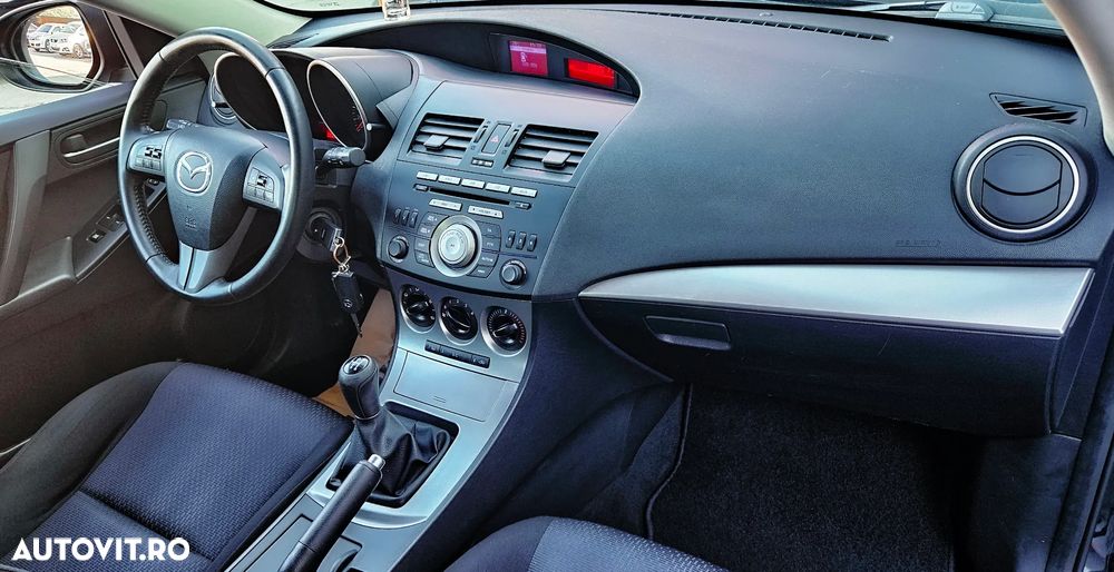 Mazda 3 - 14