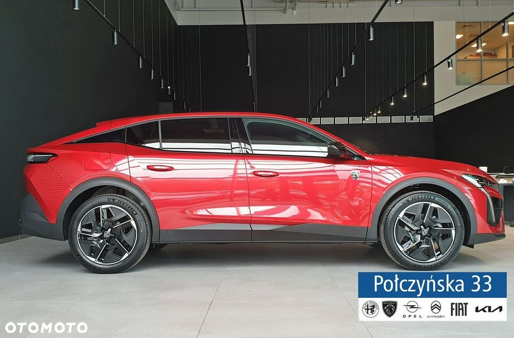 Peugeot 408 - 32