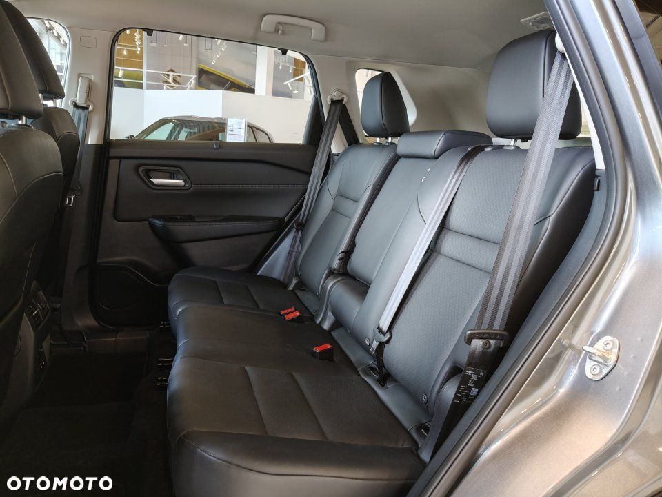 Nissan X-Trail - 12