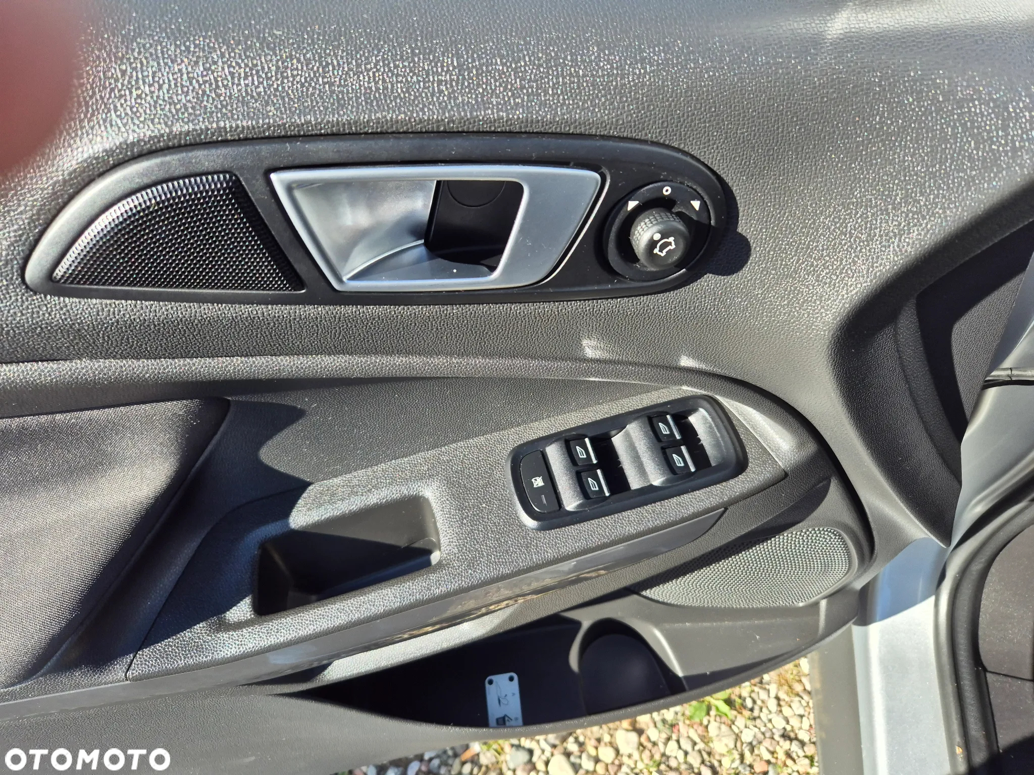 Ford EcoSport 1.0 EcoBoost - 12