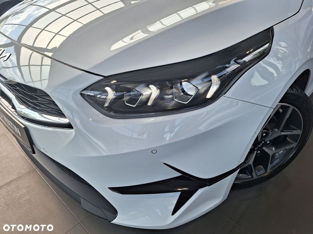 Kia Ceed 1.5 T-GDI Business Line - 12