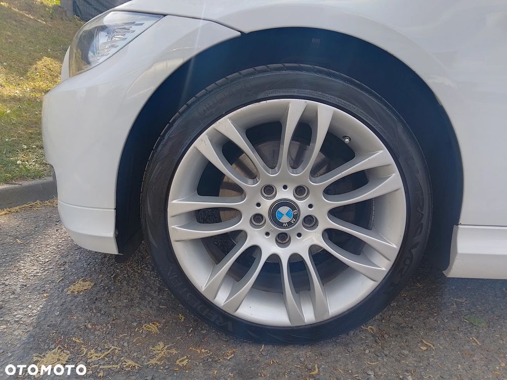 BMW Seria 3 318d DPF - 8