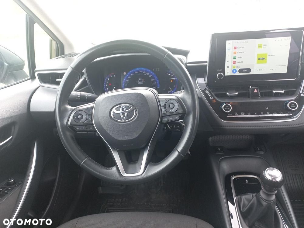 Toyota Corolla - 12