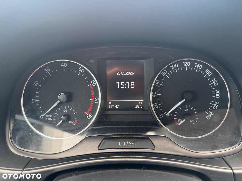 Skoda Fabia 1.0 Joy - 8