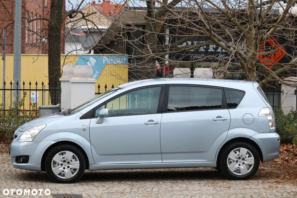 Toyota Corolla Verso - 29