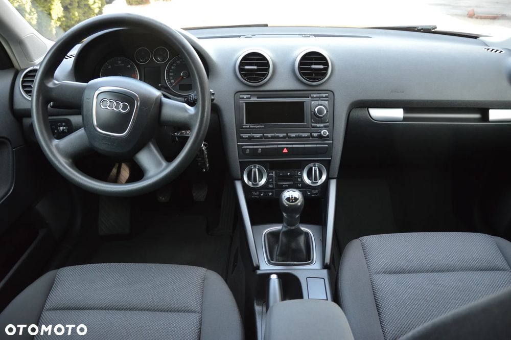 Audi A3 Sportback - 6