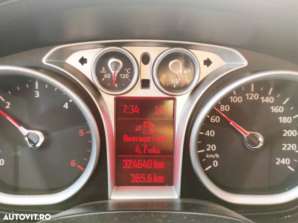Ford Focus 1.8 TDCi Titanium - 29
