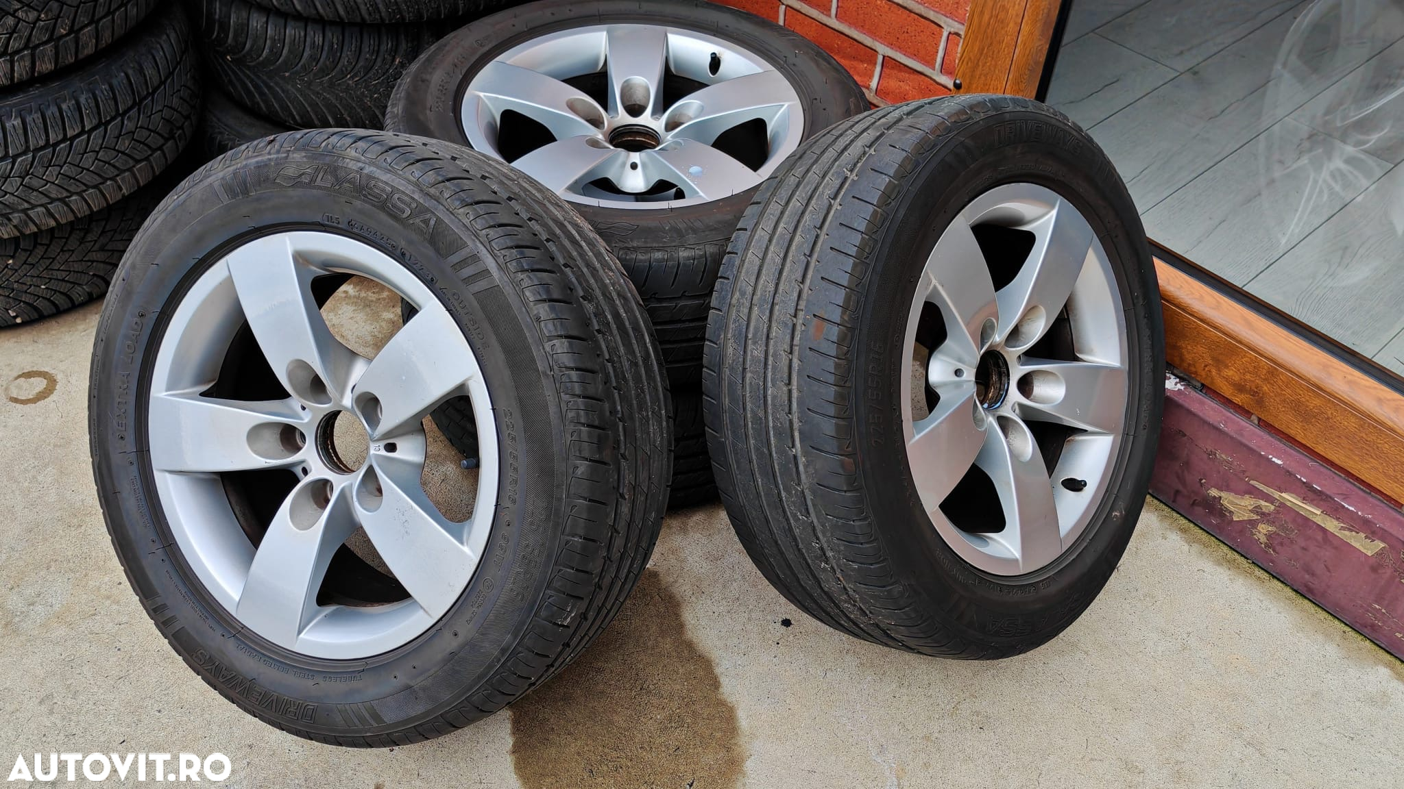 BMW Seria 5 523i Touring Aut. Edition Exclusive - 27