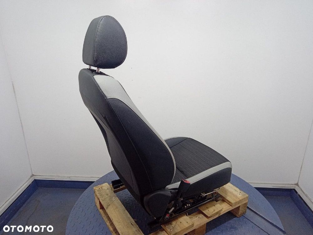 KIA STONIC LIFT 20-25 FOTEL LEWY PRZEDNI KIEROWCY. - 5