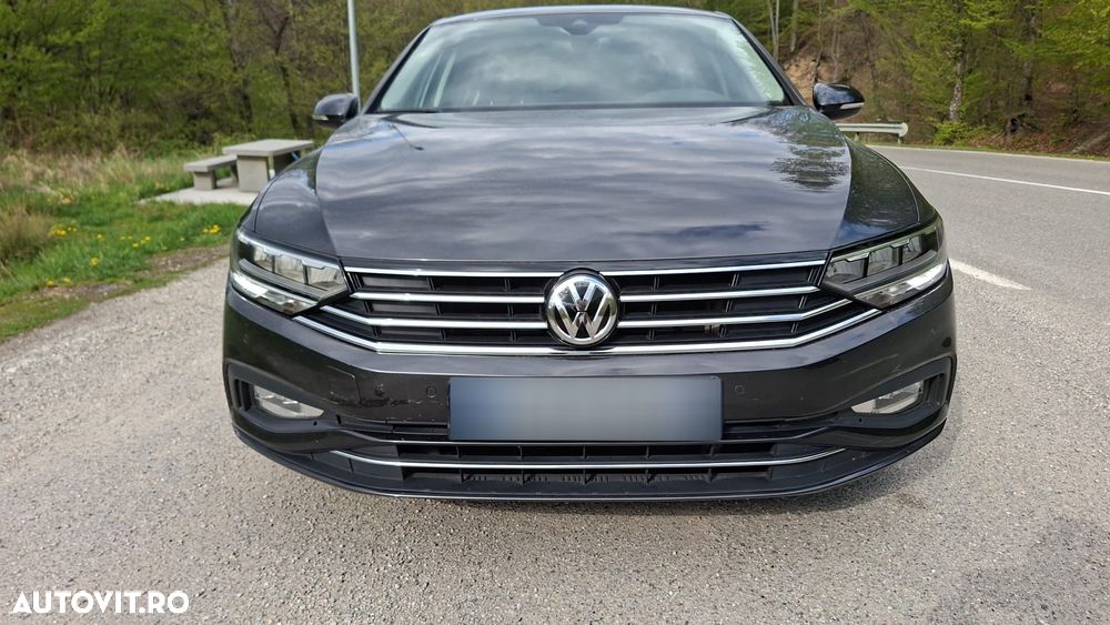 Volkswagen Passat 1.6 TDI SCR DSG Comfortline - 3