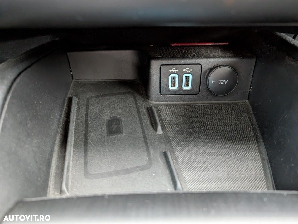 Ford Kuga 2.5 Duratec PHEV Titanium X - 39