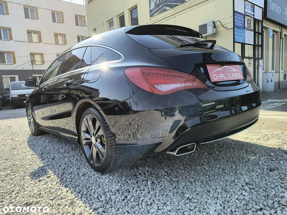 Mercedes-Benz CLA 180 Peak Edition - 35