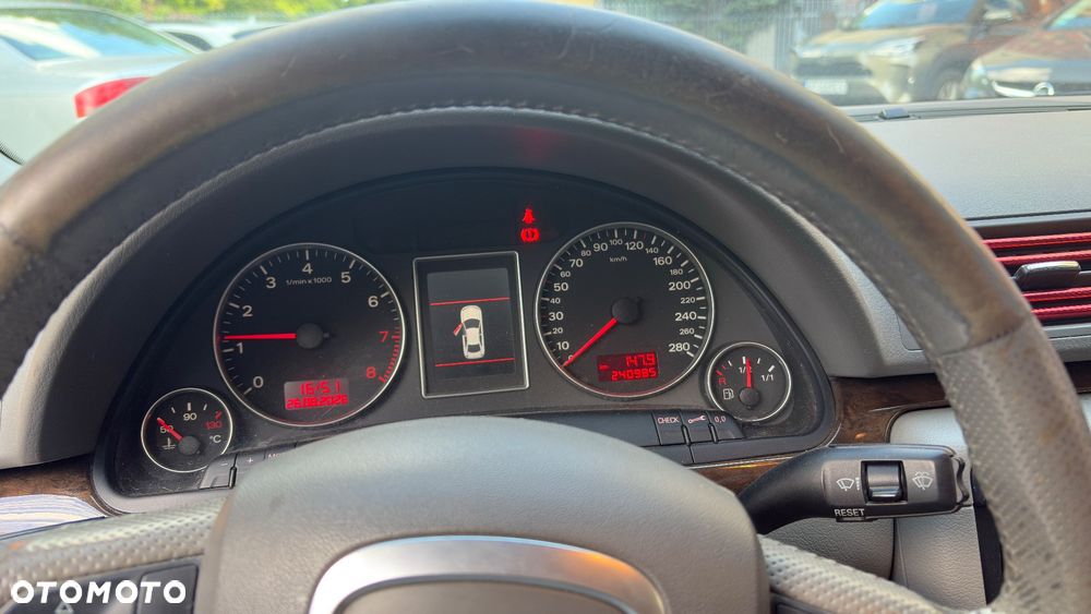 Audi A4 Limousine 2.0T FSI Quattro - 7
