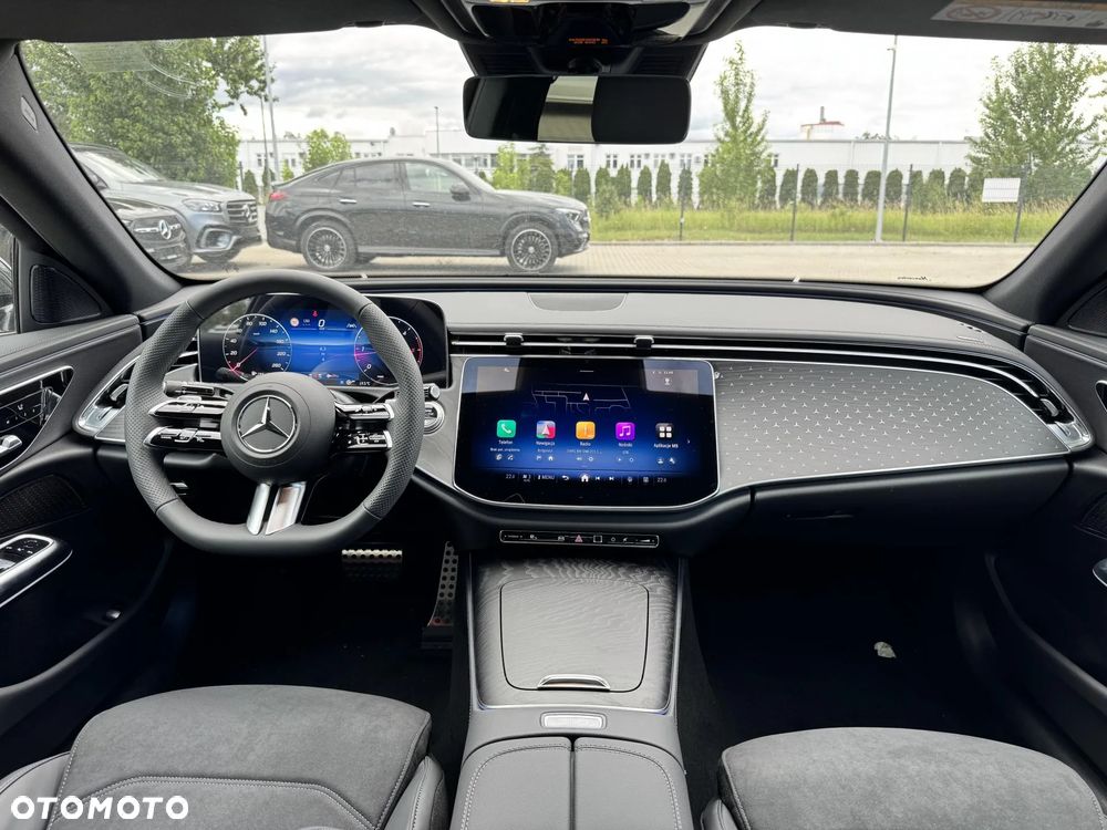 Mercedes-Benz Klasa E 220 d mHEV 4-Matic AMG 9G-Tronic - 15