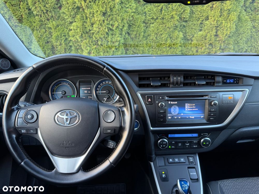 Toyota Auris 1.8 VVT-i Automatik Design Edition - 26