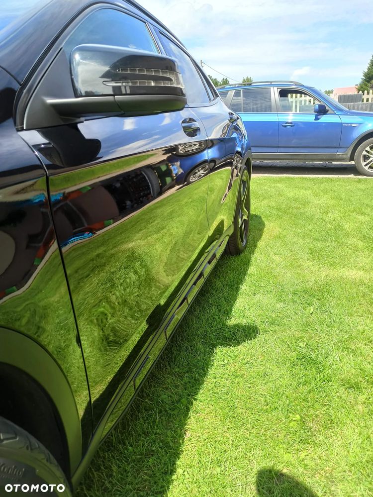 Mercedes-Benz GLA 180 - 20