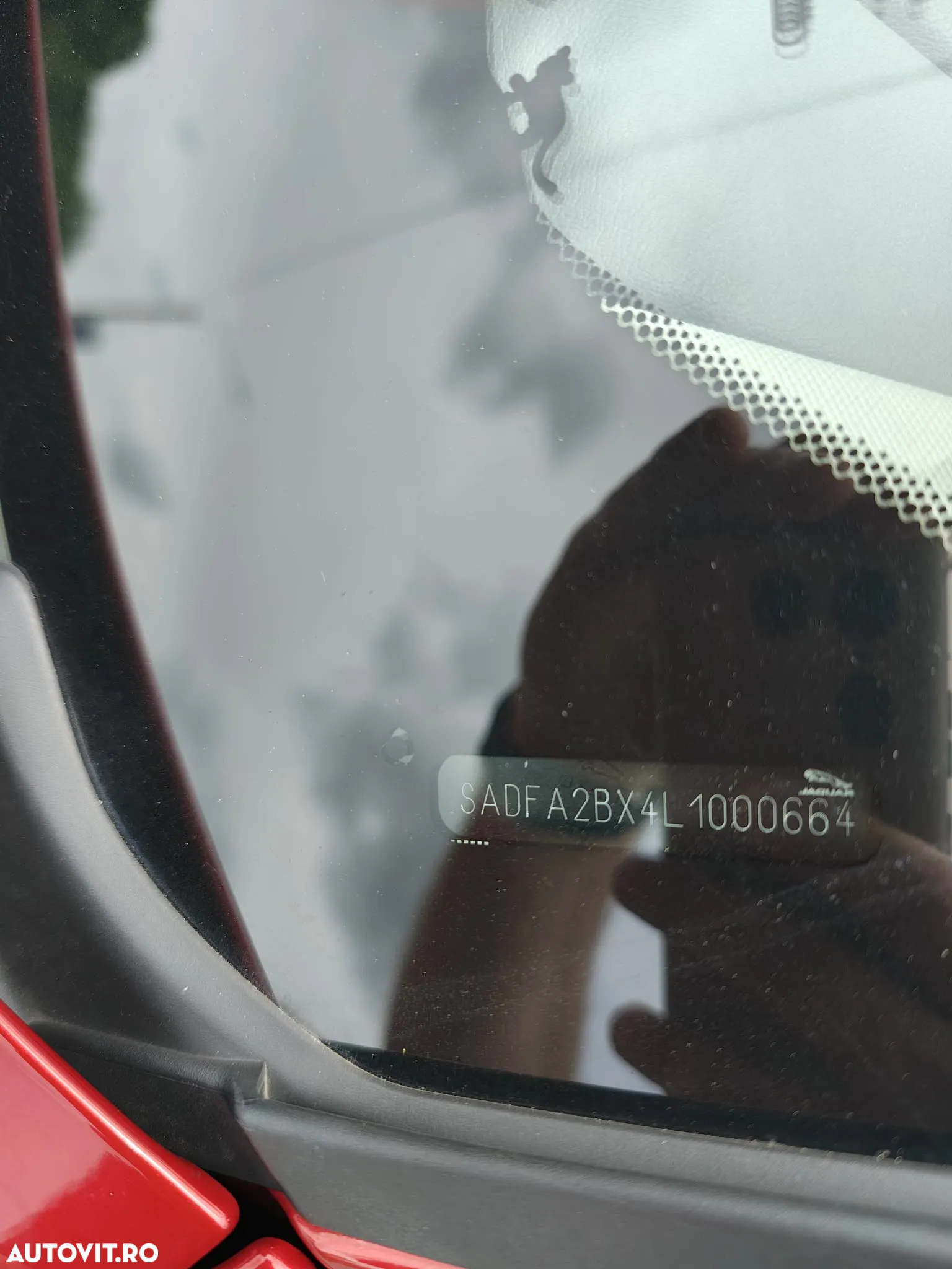 Jaguar E-Pace P200 AWD R-Dynamic SE - 15