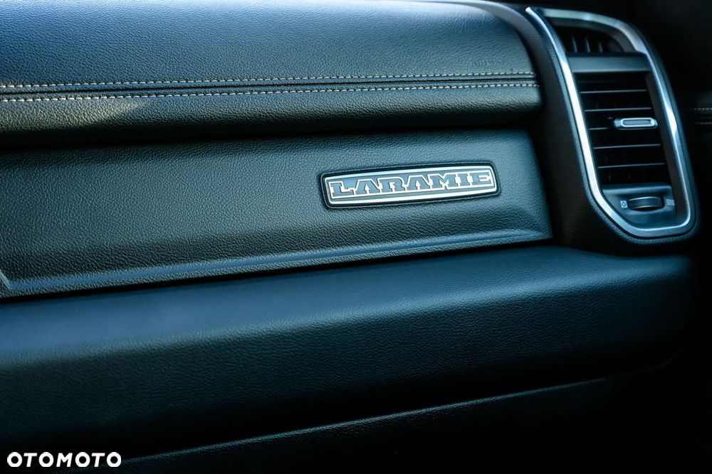 RAM 1500 5.7 Crew Cab Longbed Laramie Sport - 20