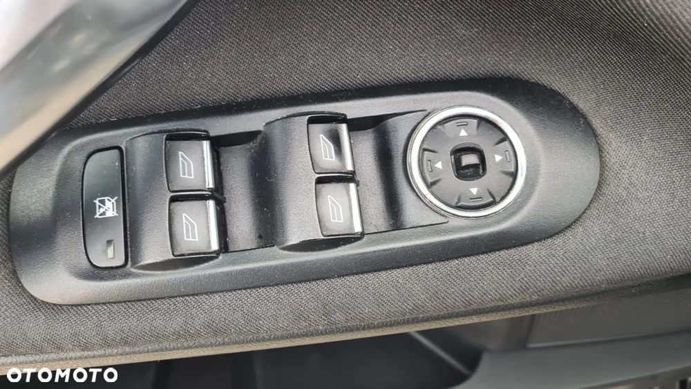 Ford Mondeo - 15