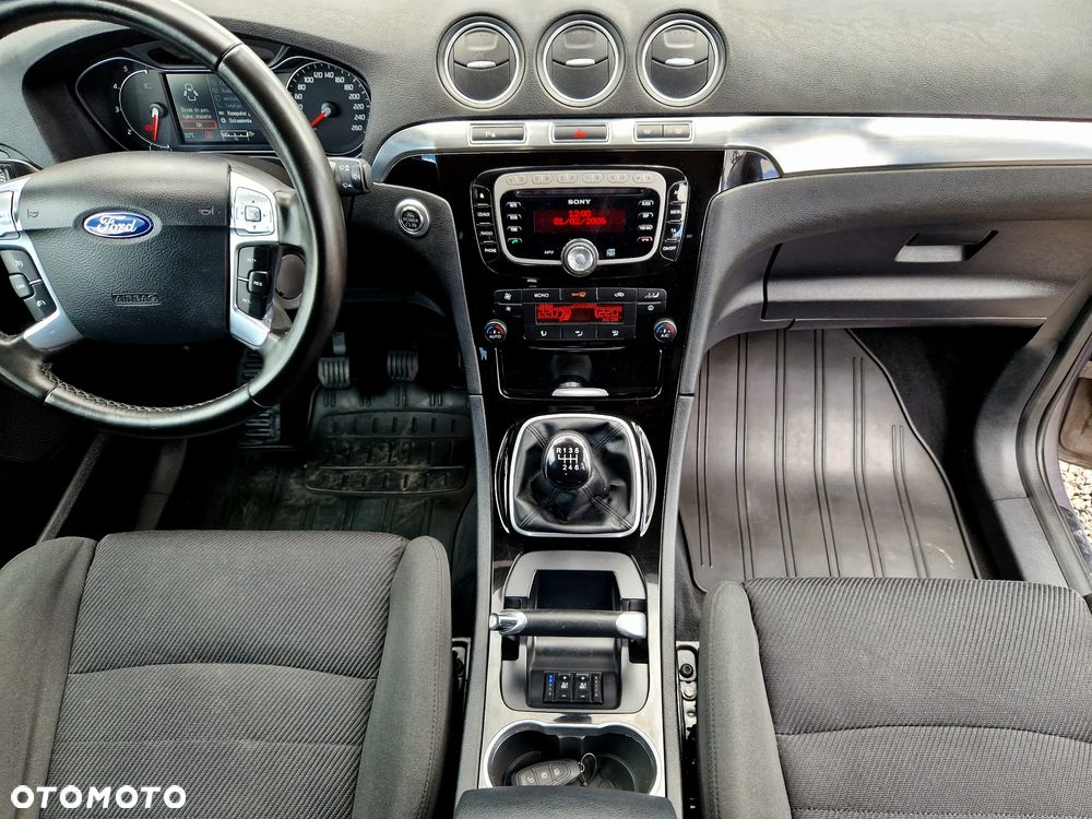 Ford Galaxy 2.0 TDCi Titanium - 23