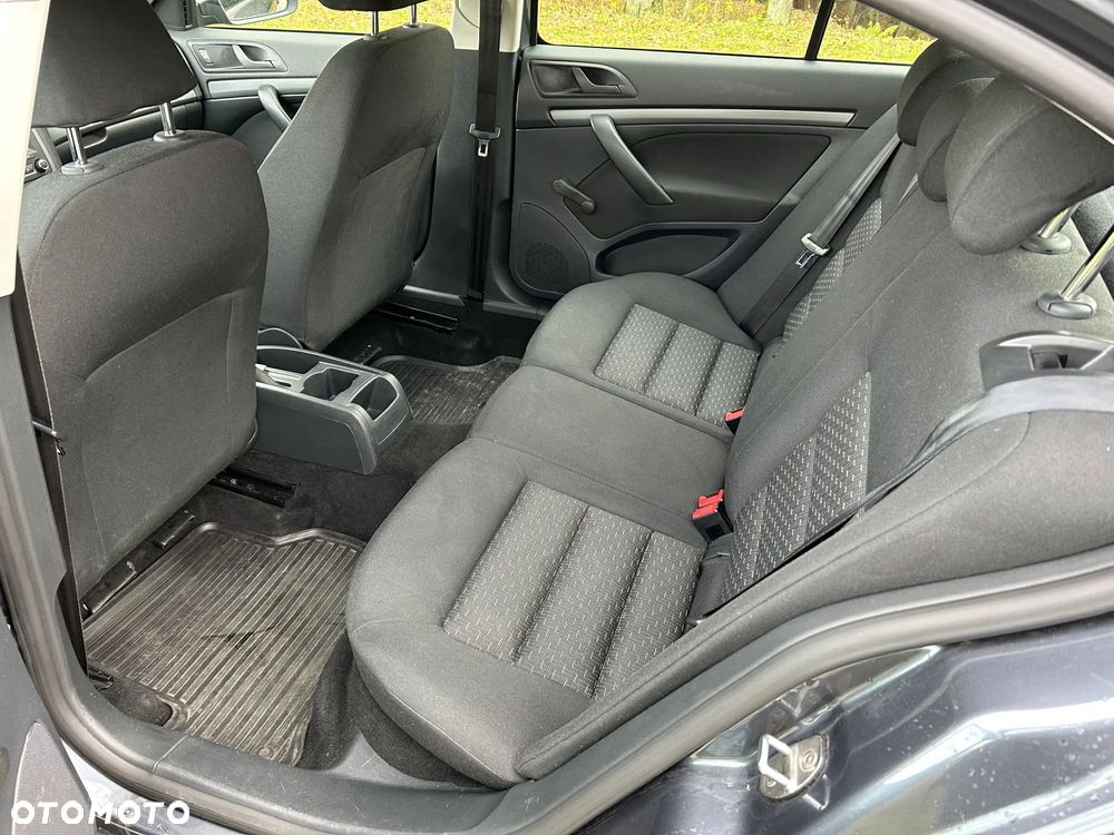Skoda Octavia 1.6 - 20