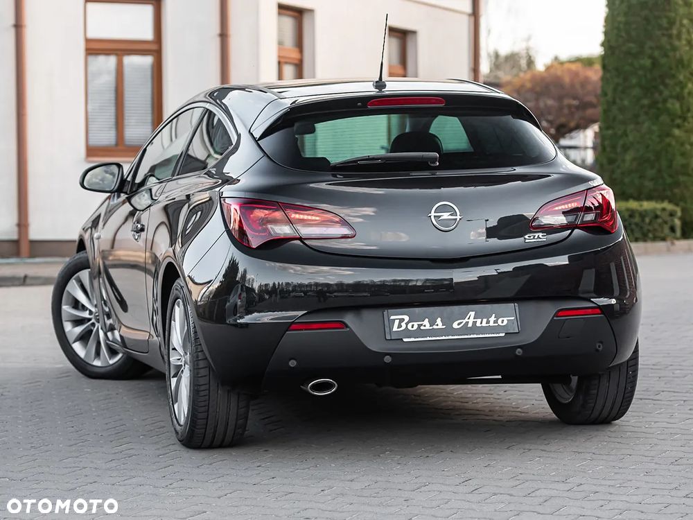 Opel Astra 2.0 CDTI ecoFLEX Start/Stop - 8