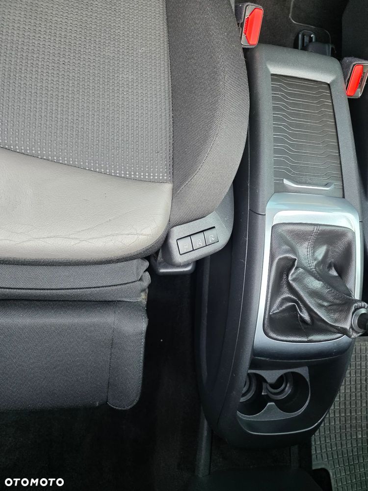 Citroën C4 Grand Picasso 1.6 e-HDi Exclusive - 24