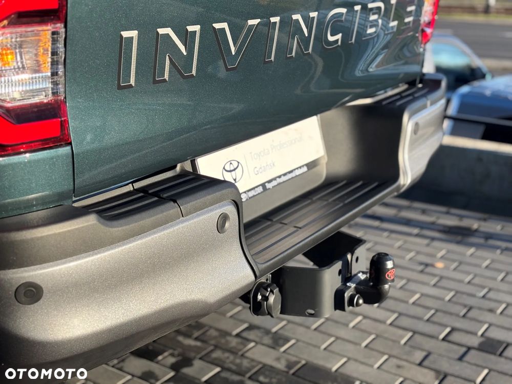 Toyota Hilux 2.8 D-4D Double Cab Invincible 4x4 - 13