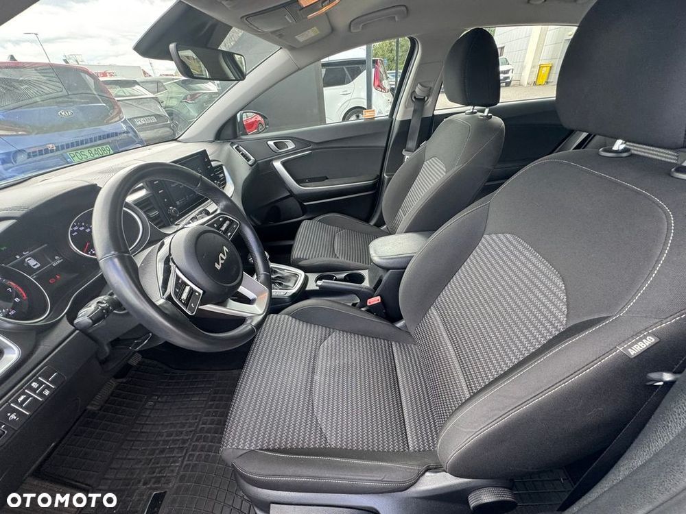 Kia Ceed 1.5 T-GDI M DCT - 10