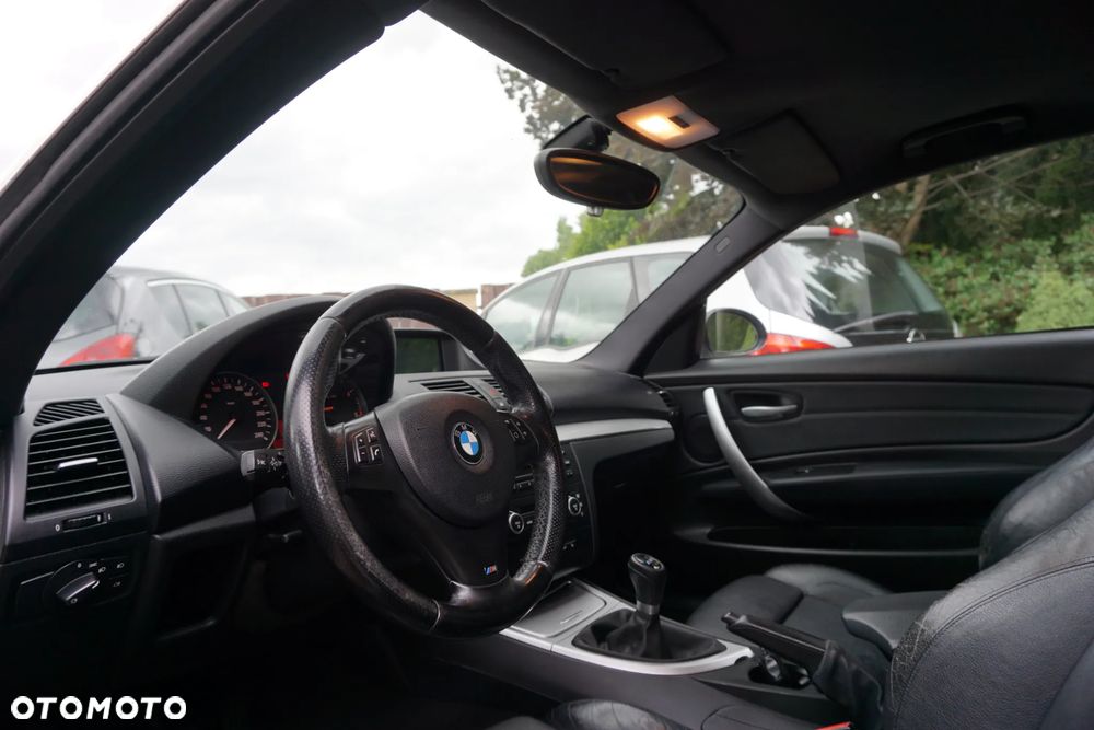 BMW Seria 1 - 21