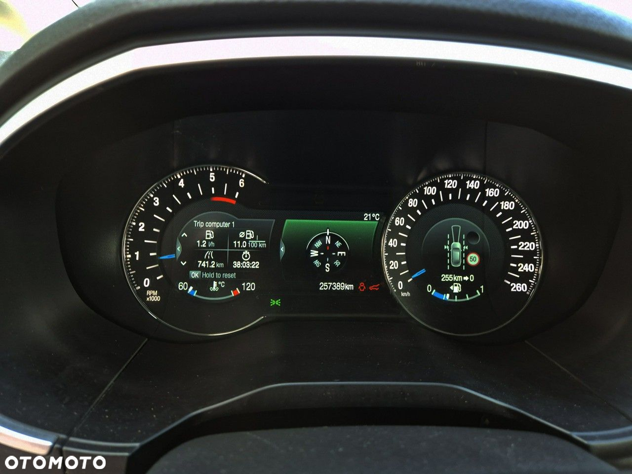 Ford Galaxy 2.0 TDCi Titanium - 14