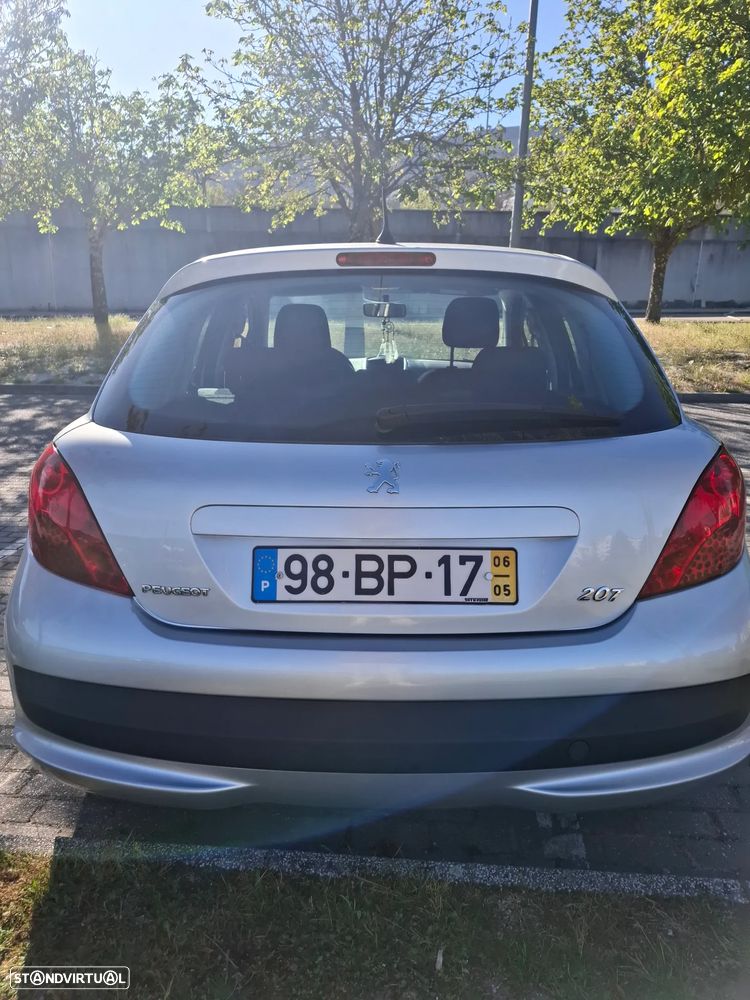 Peugeot 207 1.4 HDi Urban - 2