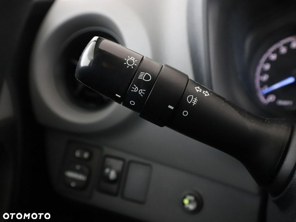 Toyota Yaris 1.5 Active - 30